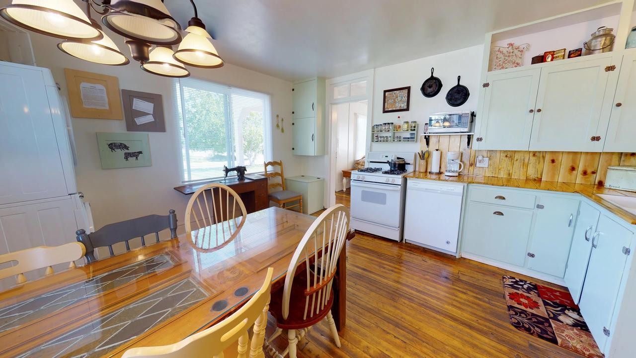 Hot Tub And Grandma'S Cottage, Charming And Nostalgic Blanding Luaran gambar